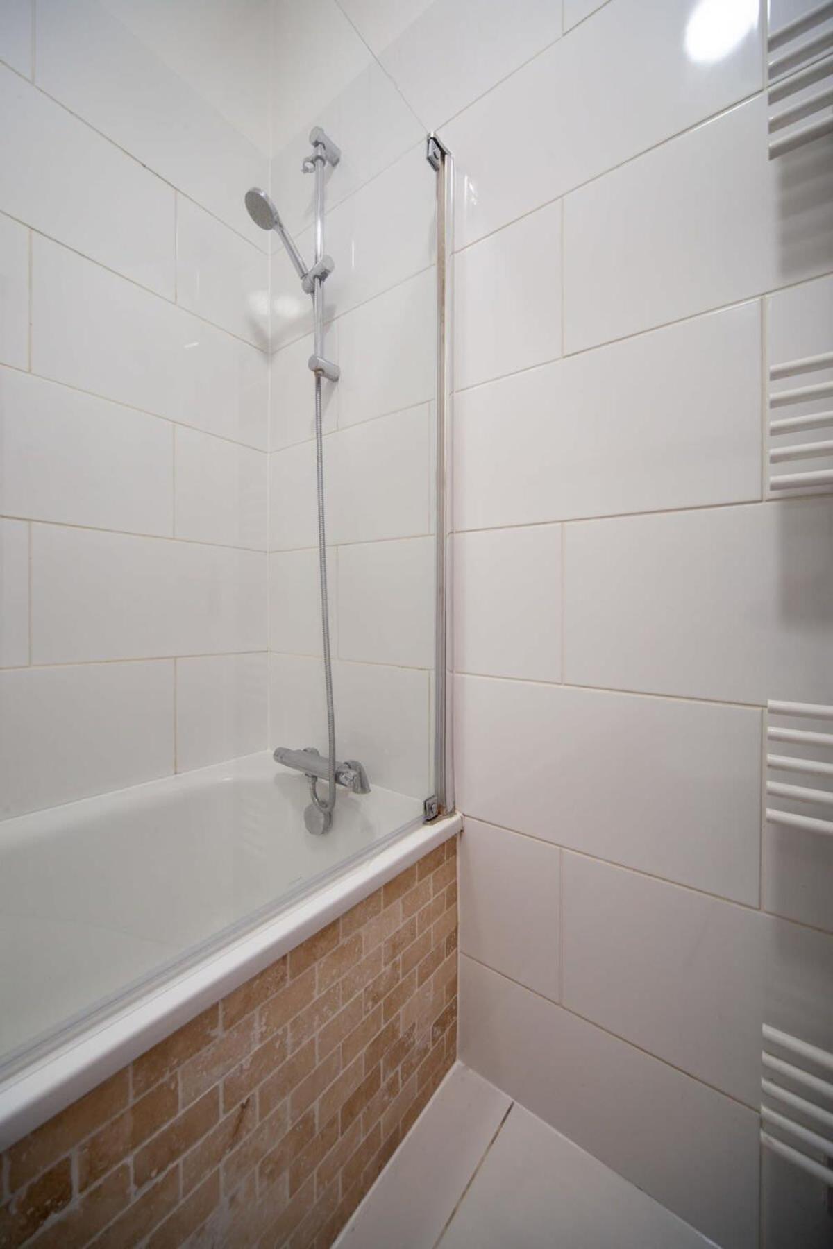 Lovely 2 Bedroom Apartment In Tooting London Eksteriør bilde